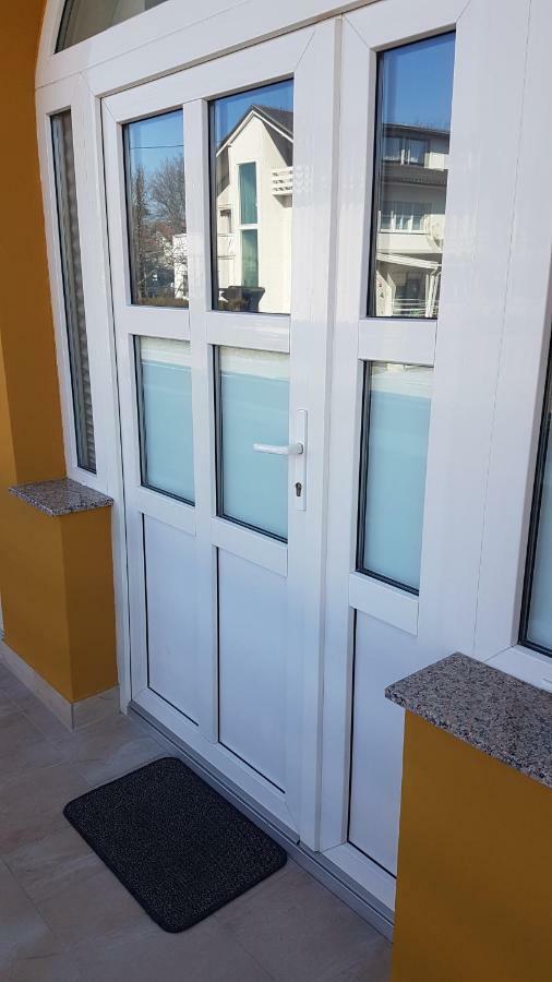 Marko Airport Rooms Velika Gorica Eksteriør bilde