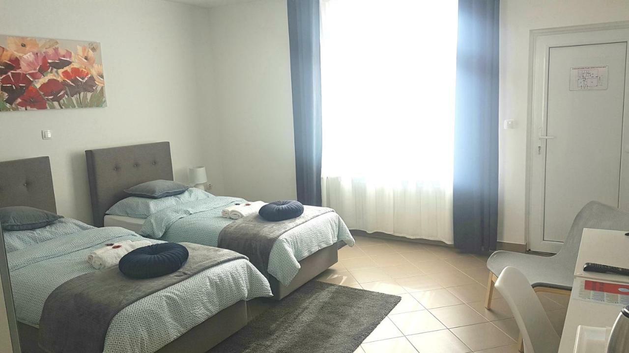 Marko Airport Rooms Velika Gorica Eksteriør bilde